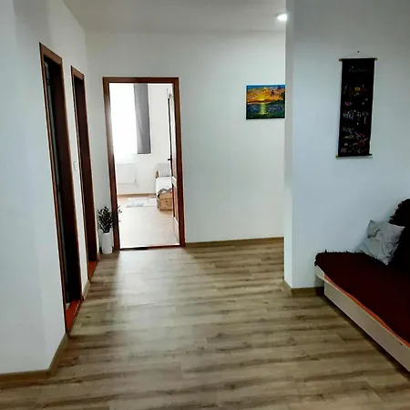 Frangipani Vendeghaz شقة *
